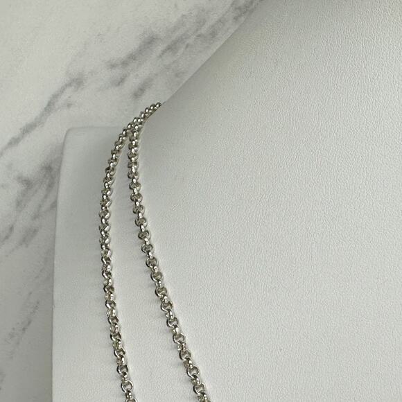 Chico's Layered Hammered Disc Rhinestone Silver Long Necklace ✨ - Picture 8 of 10